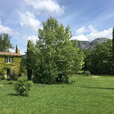 Charming Holiday In With Pool And In Quiet Area 度假居