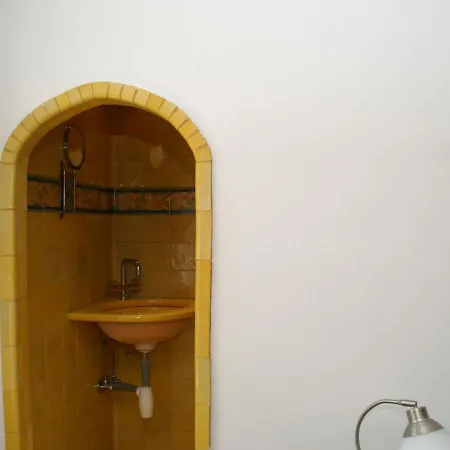 Charming Holiday In With Pool And In Quiet Area 度假居 *